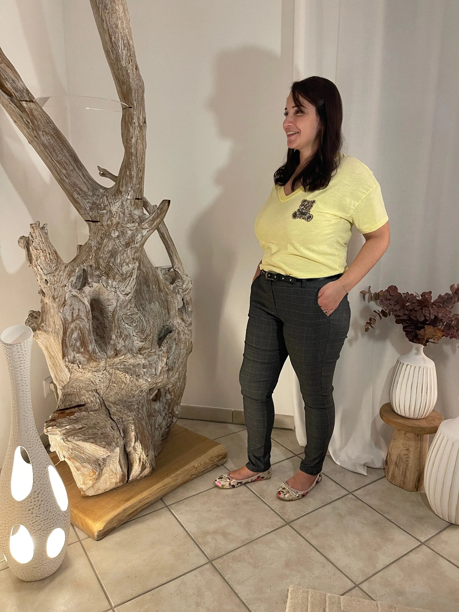 Pantalon gris à rayures blanches Manigance.fr