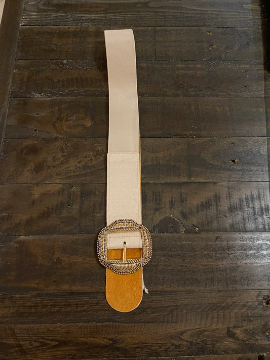 Ceinture synthétique doublé en croute de cuire de vachette, longueur 73 cm